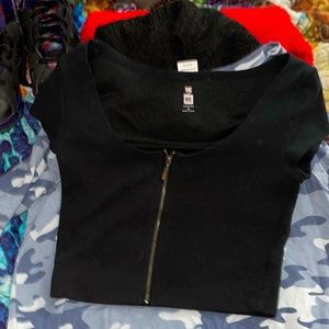 zip up croptop